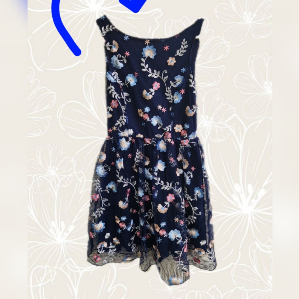 SPEECHLESS DARK BLUE DRESS WITH FLORAL LACE ZIPUP